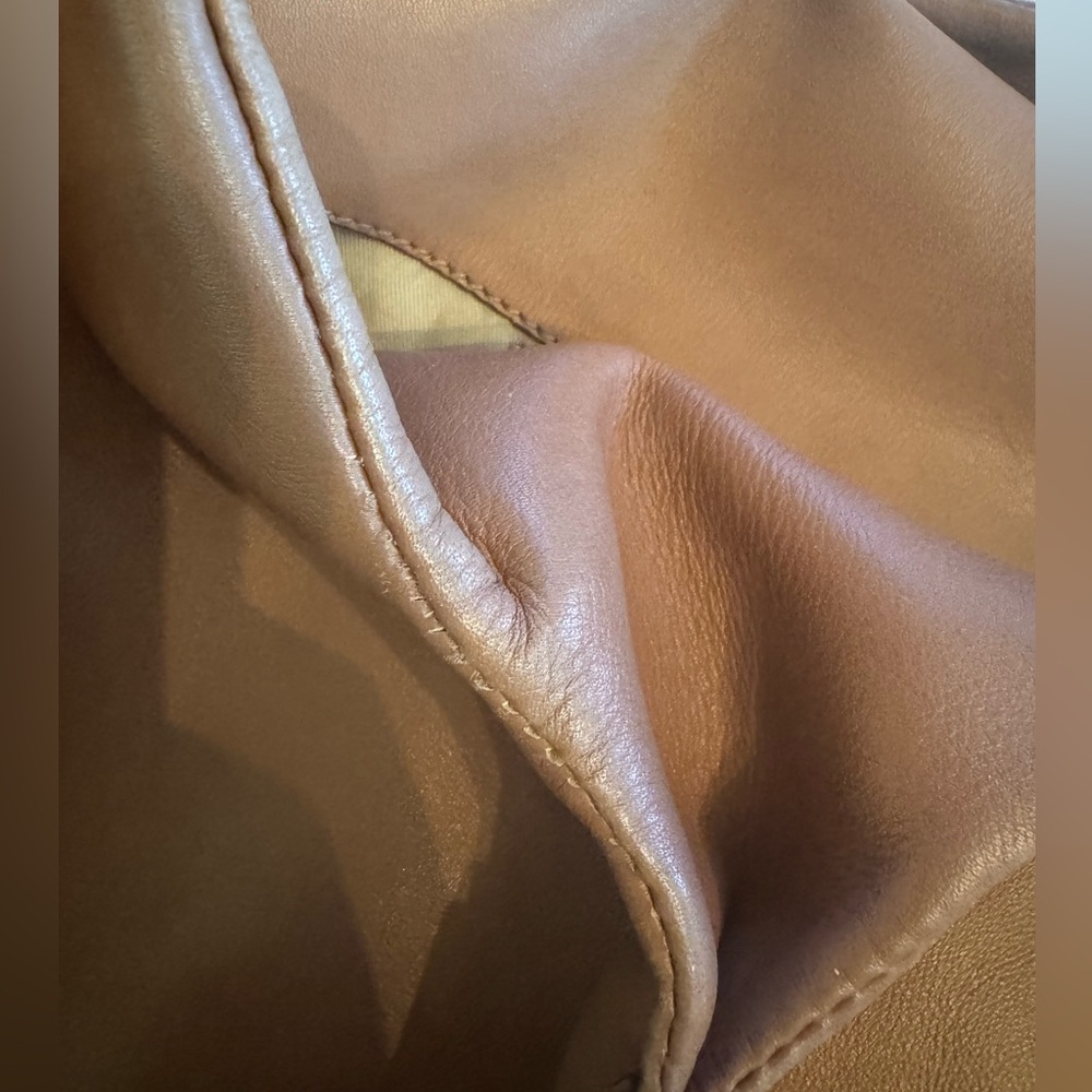 Tod’s T Timeless Brown Leather Tote - Picture 10 of 10
